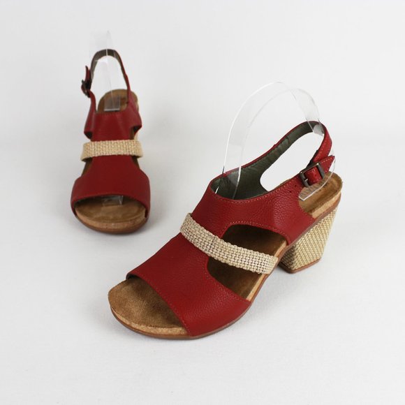 El Naturalista Red Ivory Chunky Heel Leather Sandals - Picture 2 of 15
